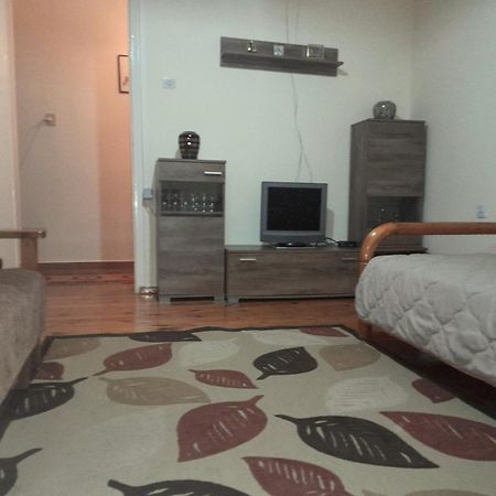 Tanias House Apartment Siatista Екстериор снимка
